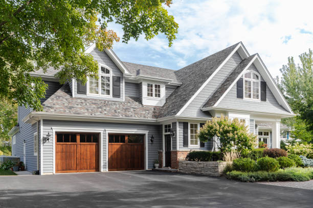 Best Roof Moss and Algae Removal  in Coronado, CA